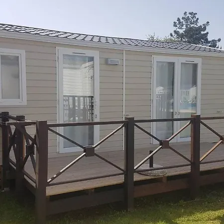Natur Camping Bungalow T2 - 5 度假居 *
